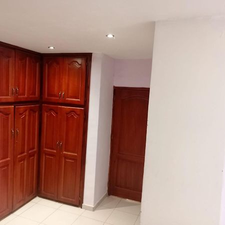 Residence Des 7 Collines Yaounde Exterior photo
