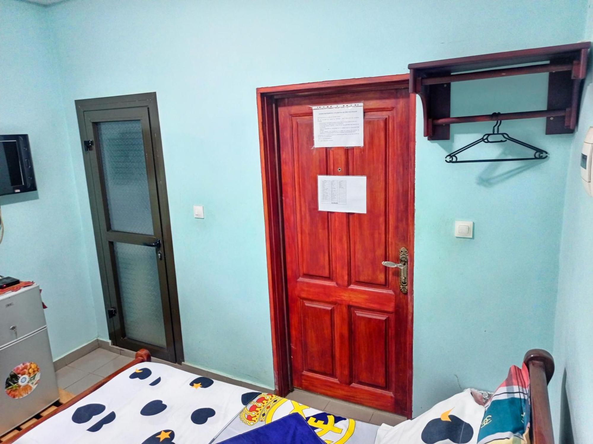 Residence Des 7 Collines Yaounde Exterior photo